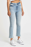 DAZE // Shy Girl Crop in Player