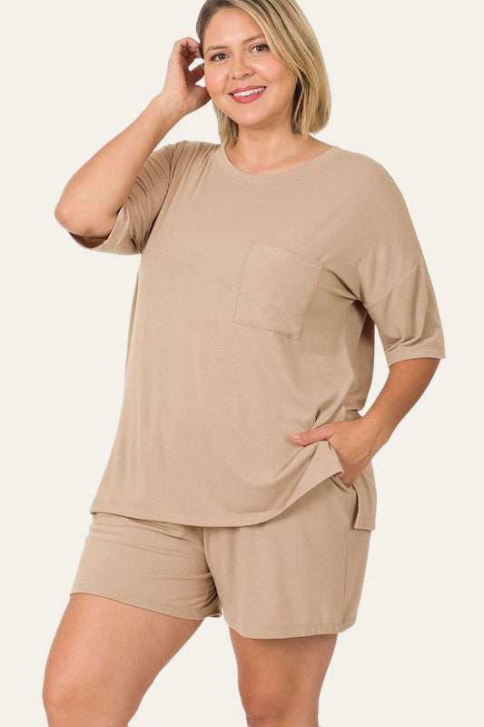 HAUS Lounge Set // curvy