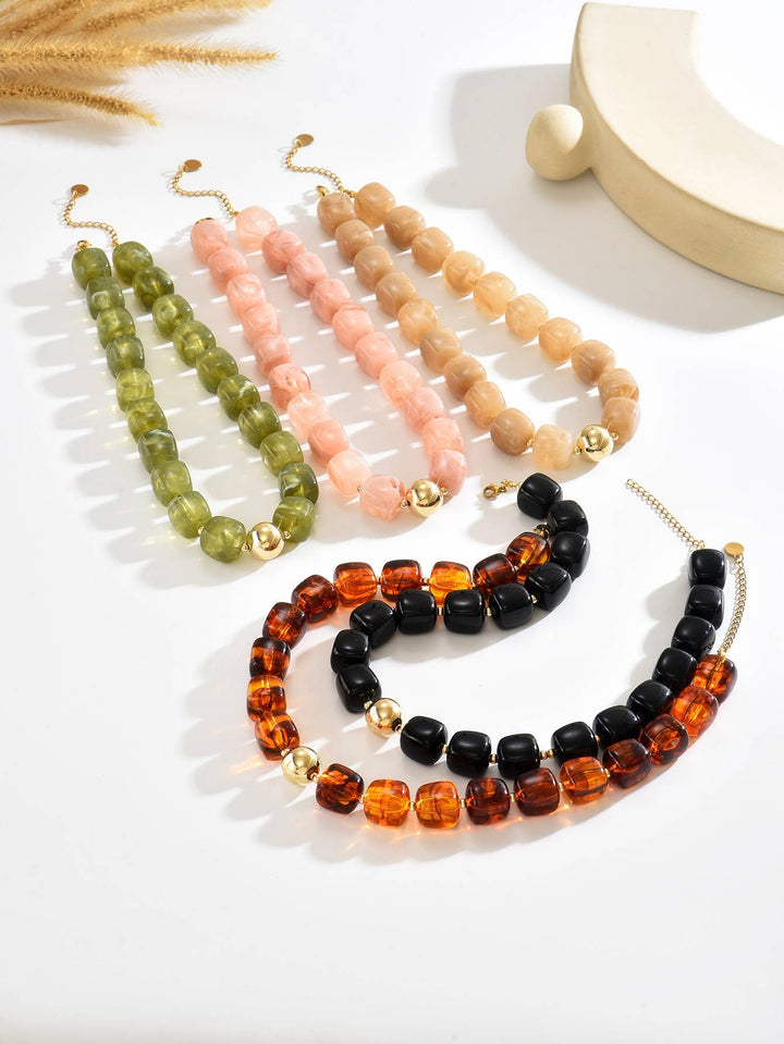 Acrylic Beaded Necklace // natural