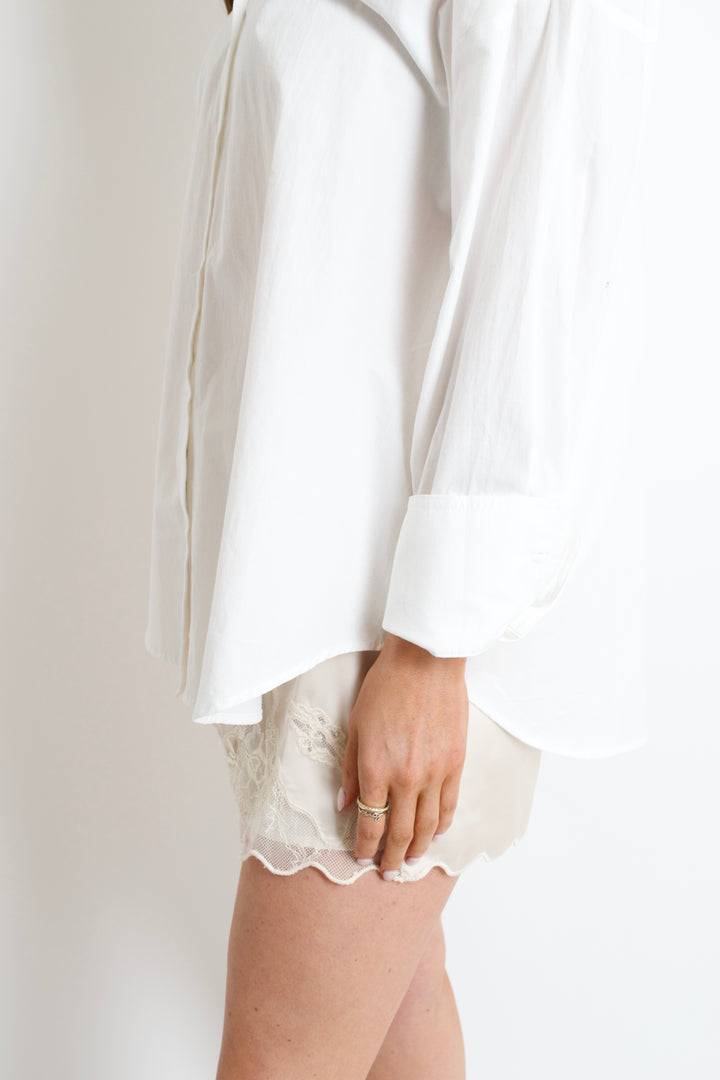 The Lace Embroidered Shorts