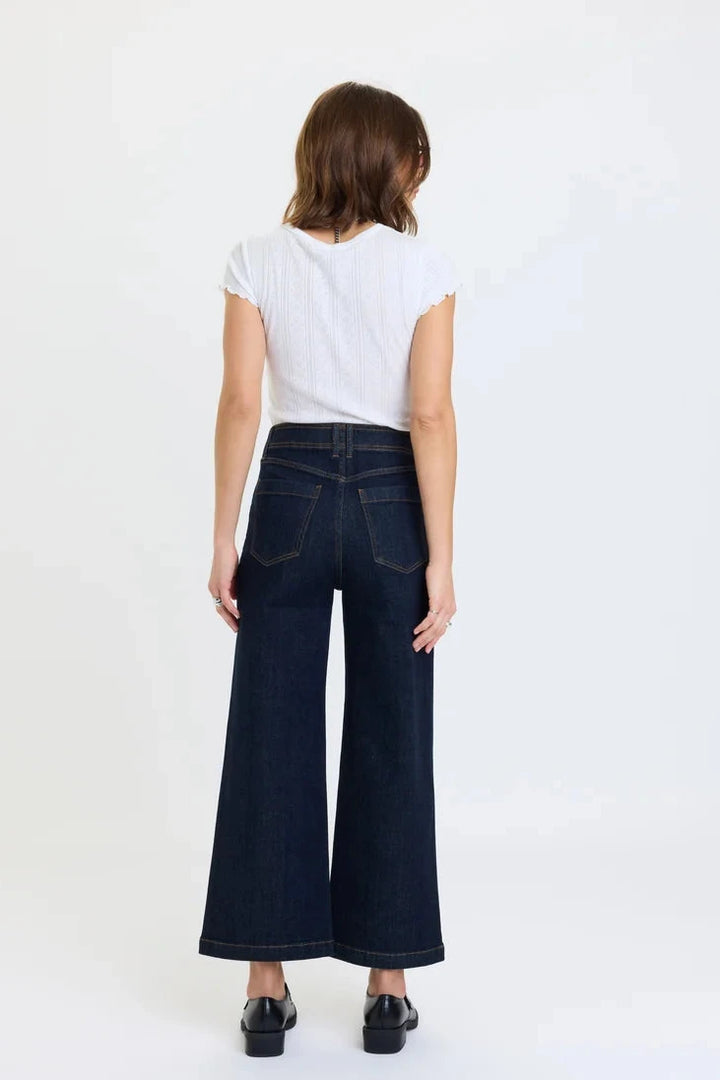 DAZE // Valley Girl in Rinse