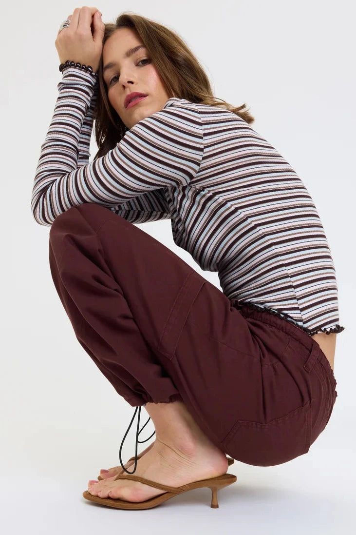 DAZE // Mirage Cargo in Cherry Cola