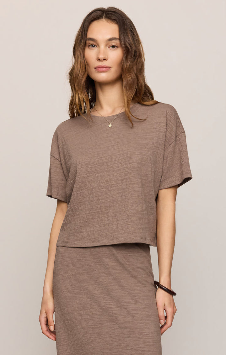 Sway Textured Tee // iced coffee