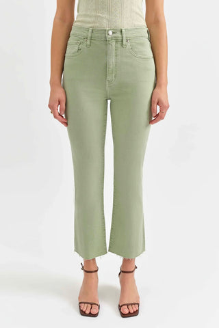 DAZE // Shy Girl in Pistachio