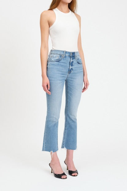 DAZE // Shy Girl in Marina Vintage